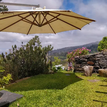 Achadinha - Mountain Chalet Arco da Calheta (Madeira)