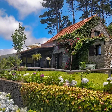 Achadinha - Mountain Alpstuga Arco da Calheta (Madeira)