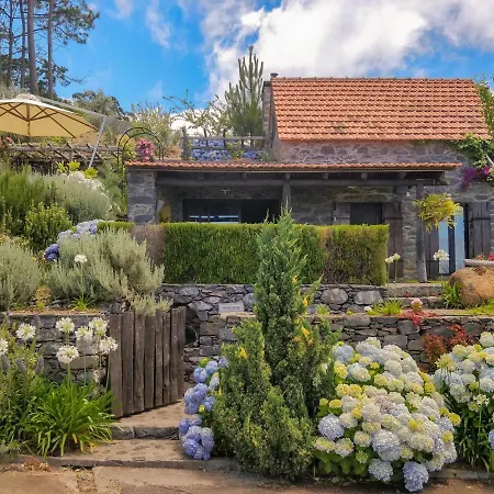 샬레 Achadinha - Mountain *