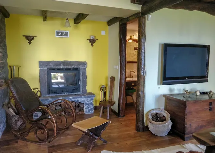 Achadinha - Mountain 木屋 阿科达卡列塔